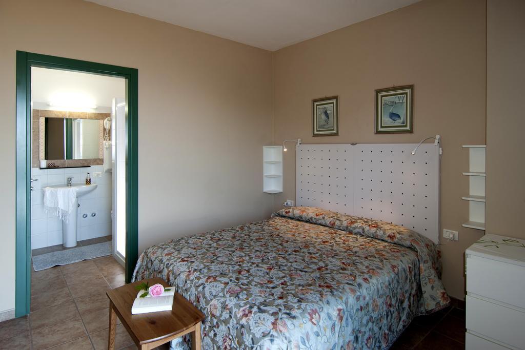 Hotel Mariano Gargnano Quarto foto